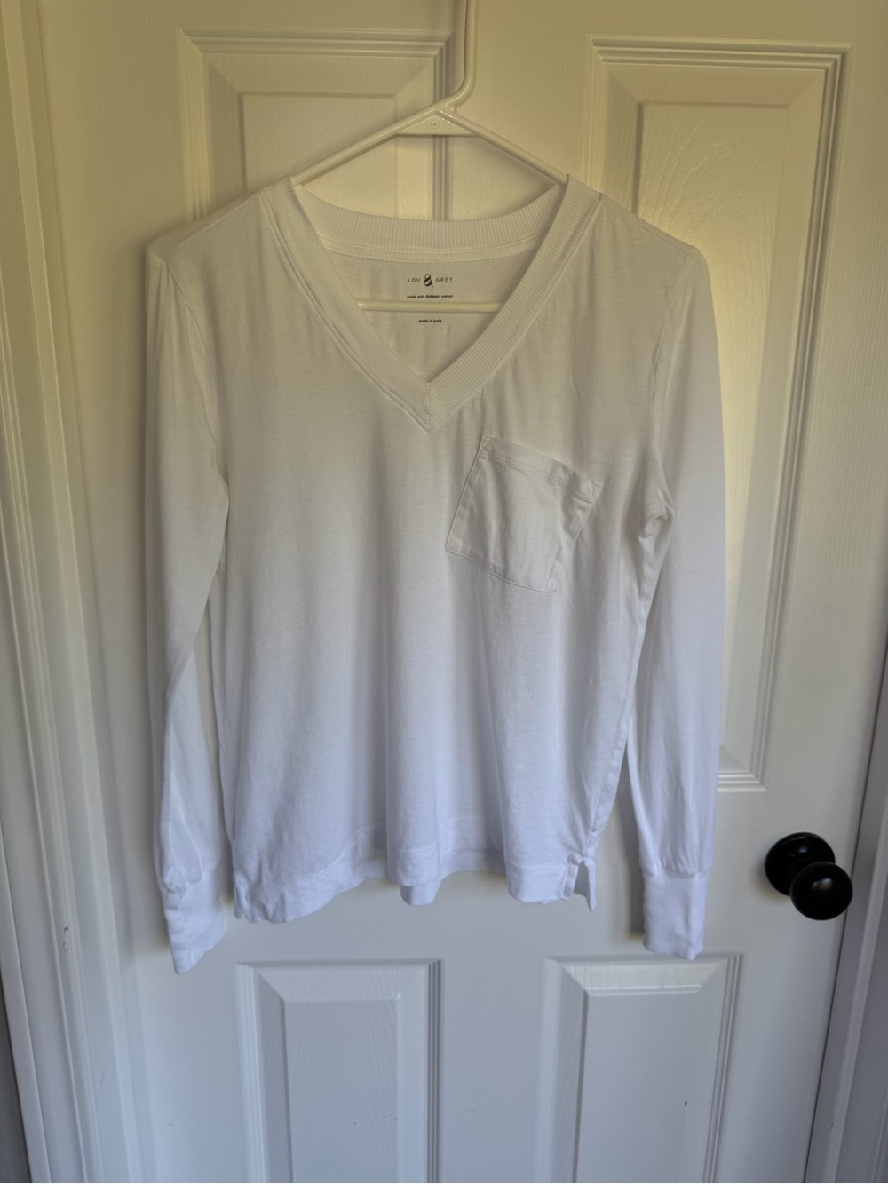 Lou & Grey Supima Cotton White V-neck Long Sleeve Top - Picture 2 of 6